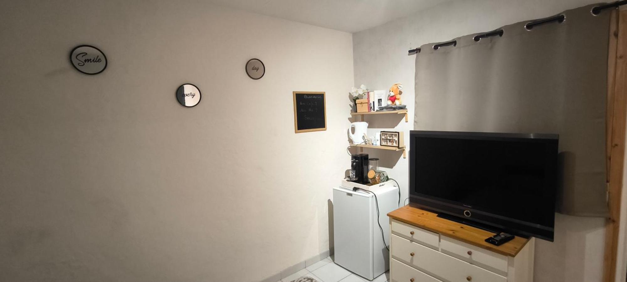 Bienvenue En Gatine Apartment Le Retail Екстериор снимка